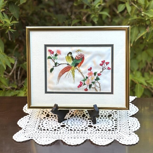 Vintage Chinese Silk Embroidery of Birds & Blossoms Framed Asian Needlework Art - Picture 2 of 16